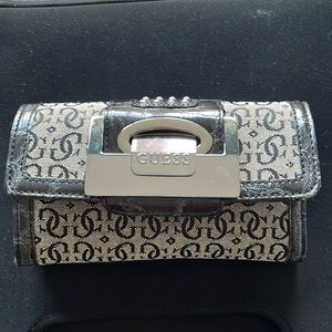 Guess Wallet - Classic G Logo